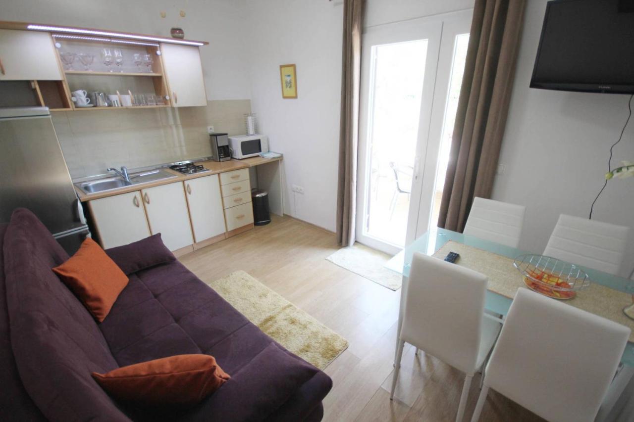 זאדאר Small Apartment For A Great Holiday מראה חיצוני תמונה